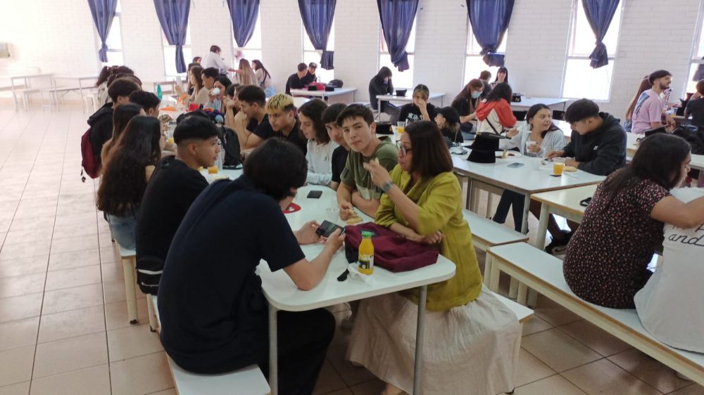 Desayuno junto a los y las estudiantes que rindieron la PAES 2022