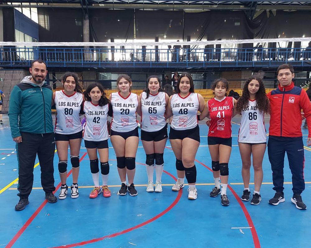 ¡Campeonas comunales de Vóleibol Sub 16 en los Juegos Deportivos Escolares!