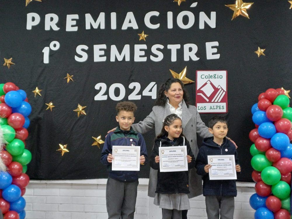 Distinción EXCELENCIA ACADÉMICA