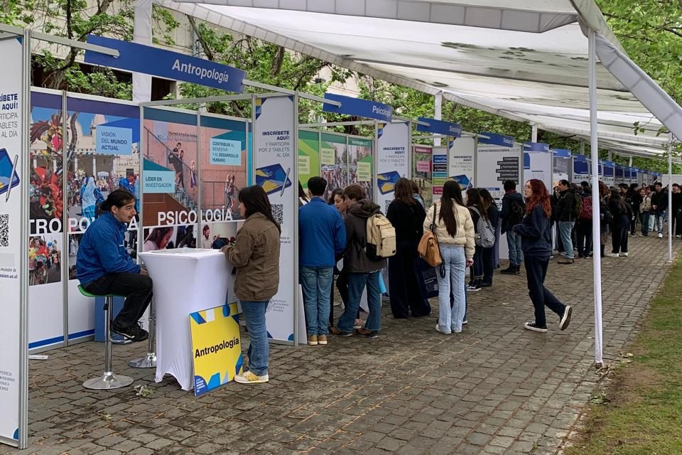 Visita a Expo Futuro Novato y Novata UC