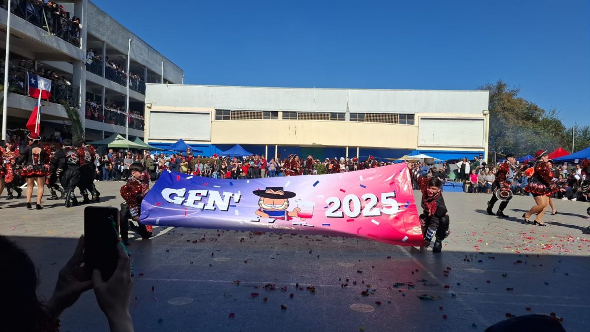 Muestra Folclórica por las Fiestas Patrias