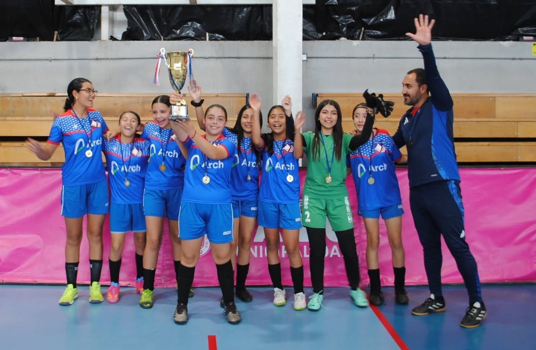 Nuestro colegio representa a la capital en las Finales Nacionales del Futsal Escolar