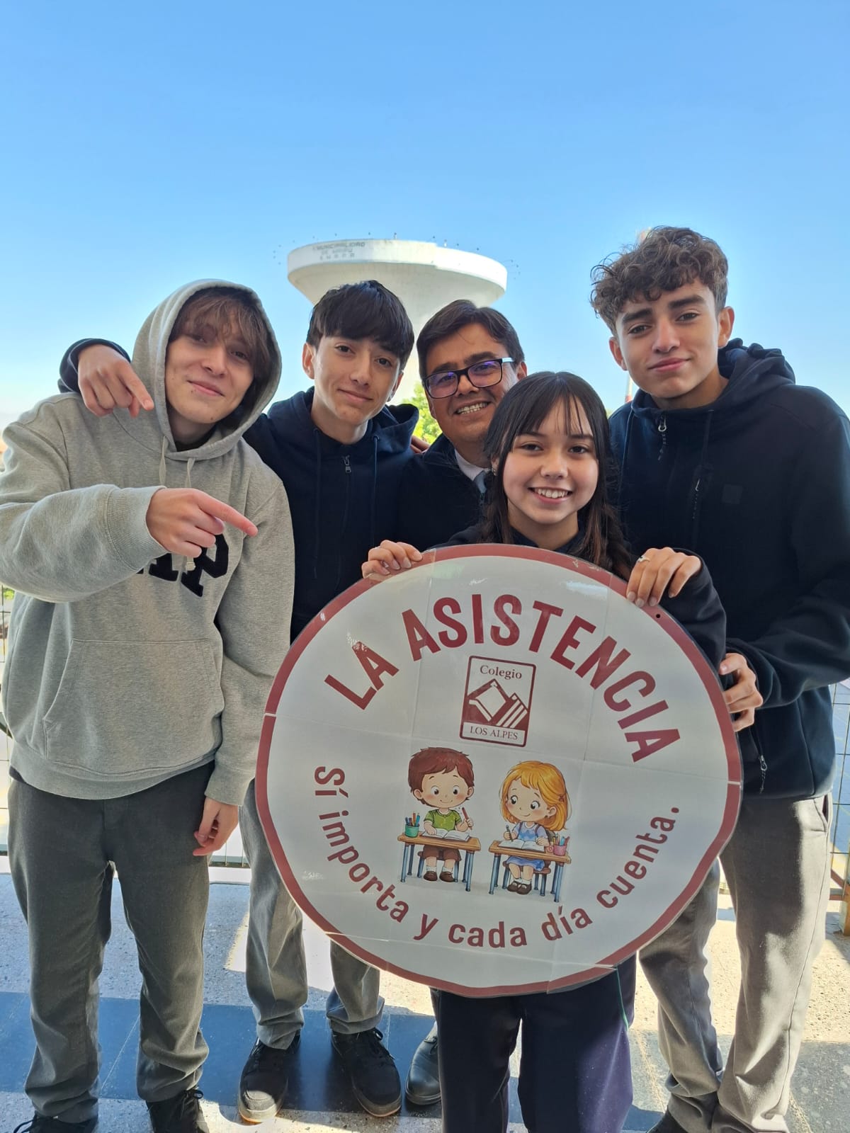 “¡La asistencia sí importa, cada día cuenta”!