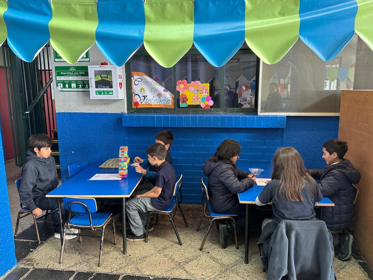 Implementación de Juegos de mesa en los recreos
