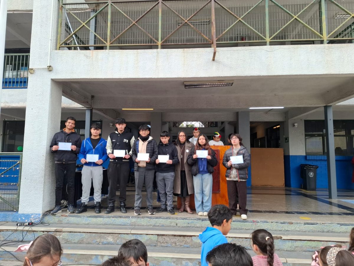 Acto Cívico: Celebración del We Tripantu y Reconocimientos por Asistencia