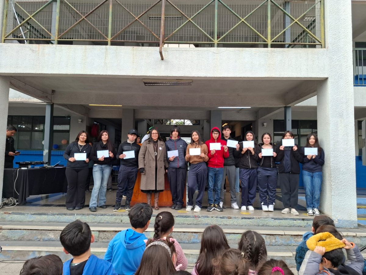 Acto Cívico: Celebración del We Tripantu y Reconocimientos por Asistencia