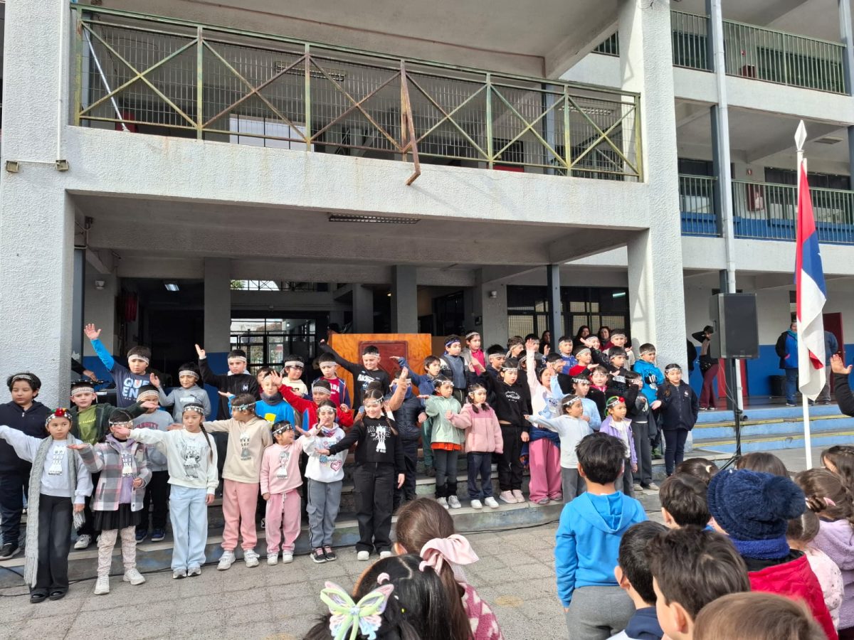 Acto Cívico: Celebración del We Tripantu y Reconocimientos por Asistencia