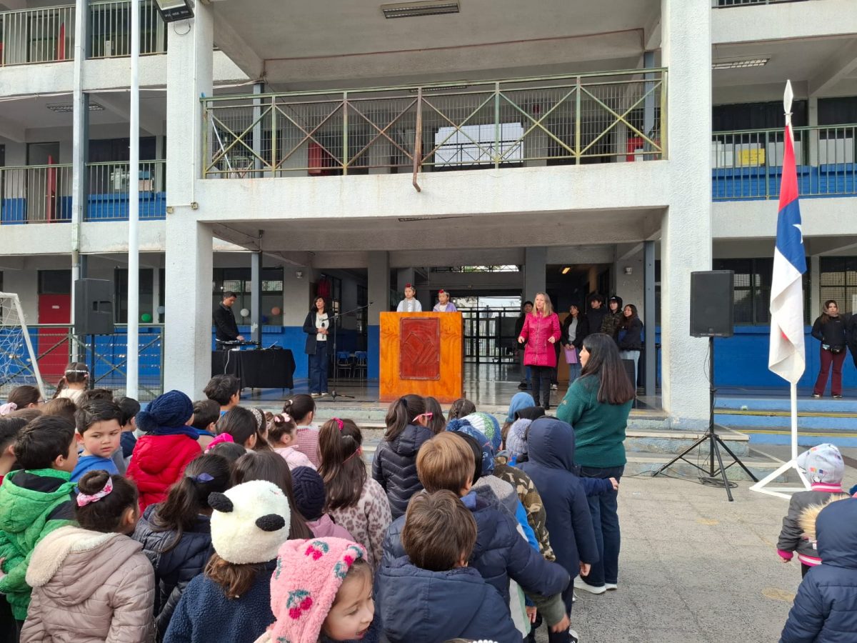 Acto Cívico: Celebración del We Tripantu y Reconocimientos por Asistencia