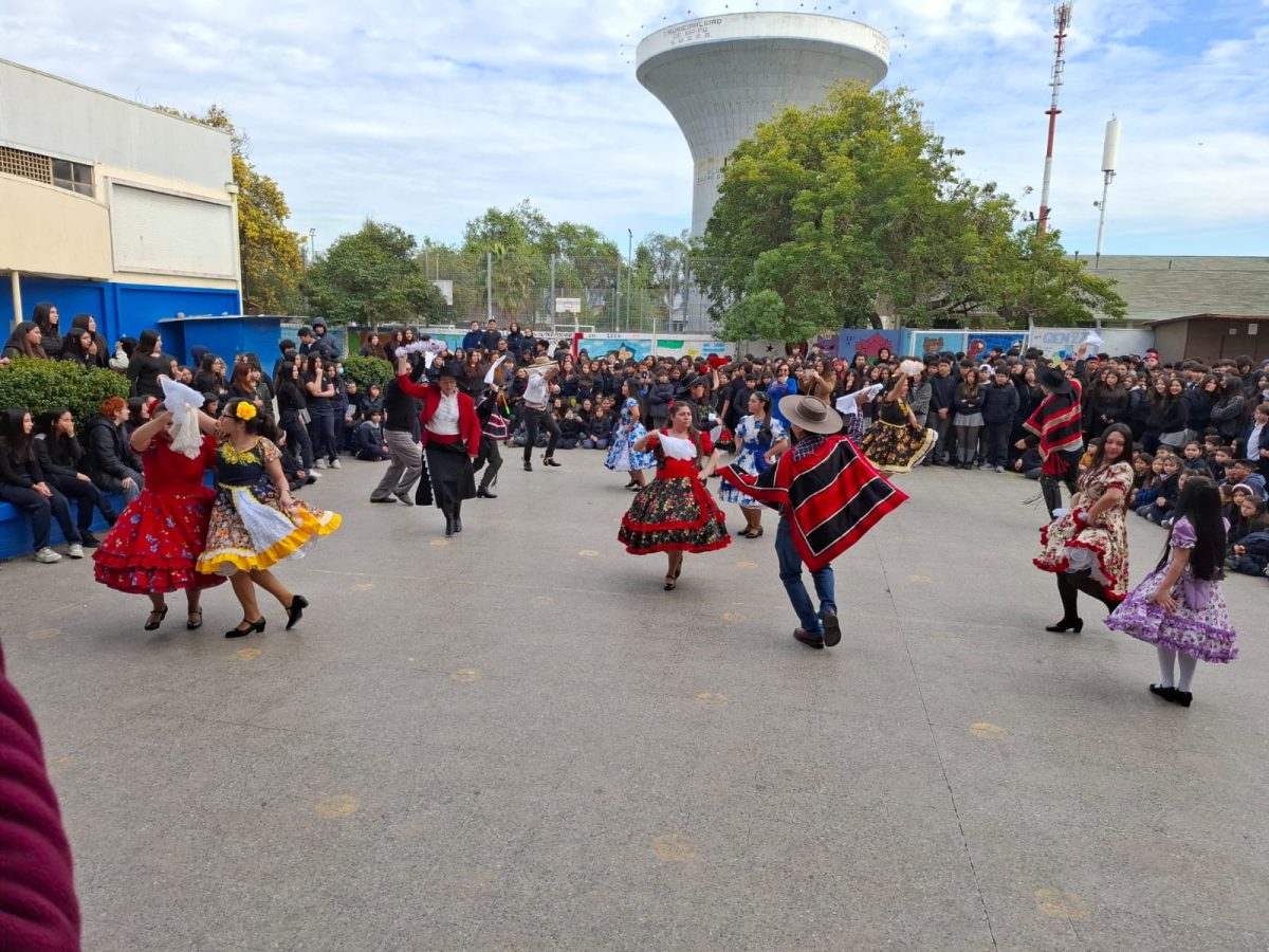 Acto Cívico de Inicio de Fiestas Patrias