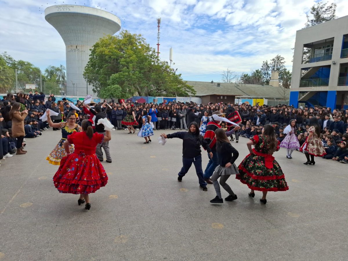 Acto Cívico de Inicio de Fiestas Patrias