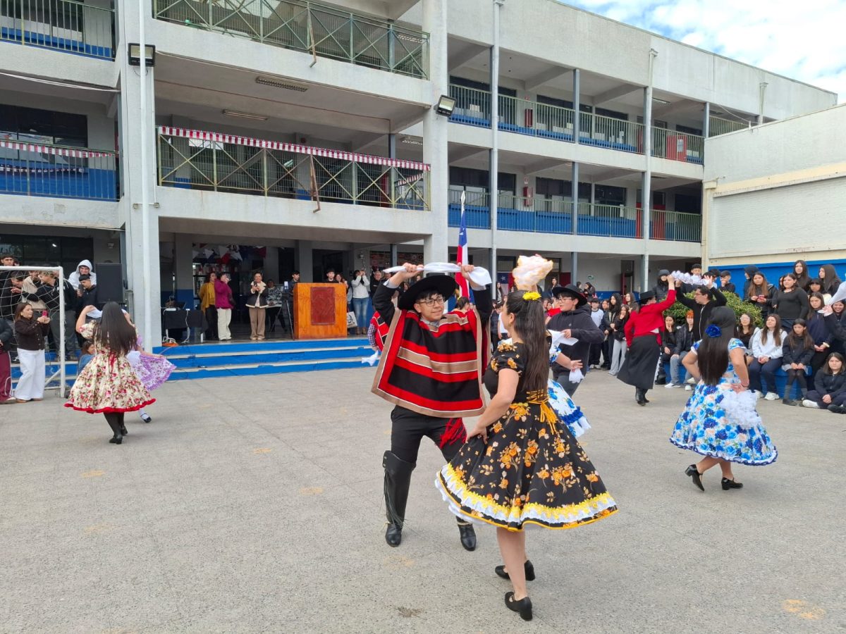 Acto Cívico de Inicio de Fiestas Patrias
