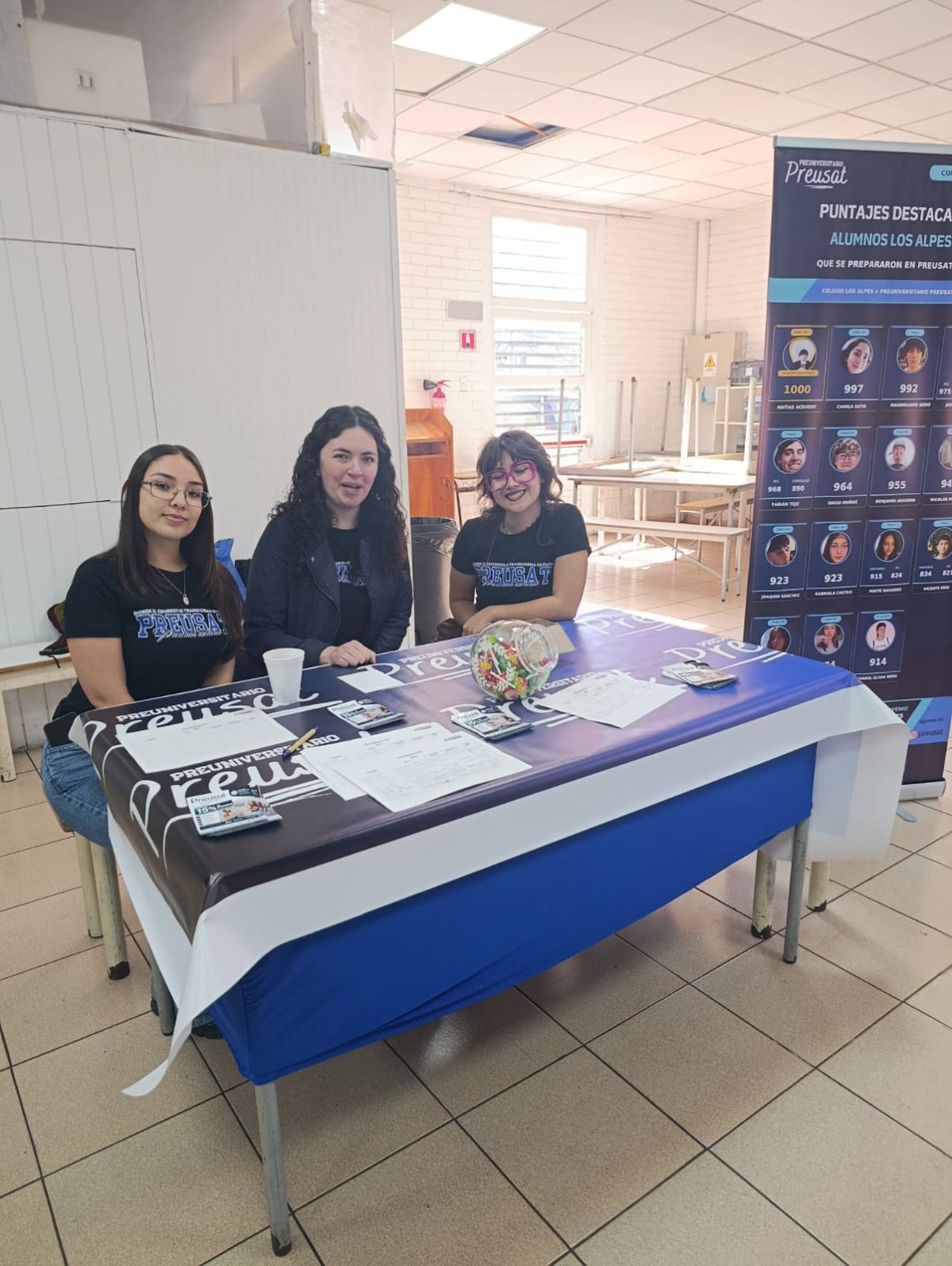 Feria Vocacional en Colegio Los Alpes