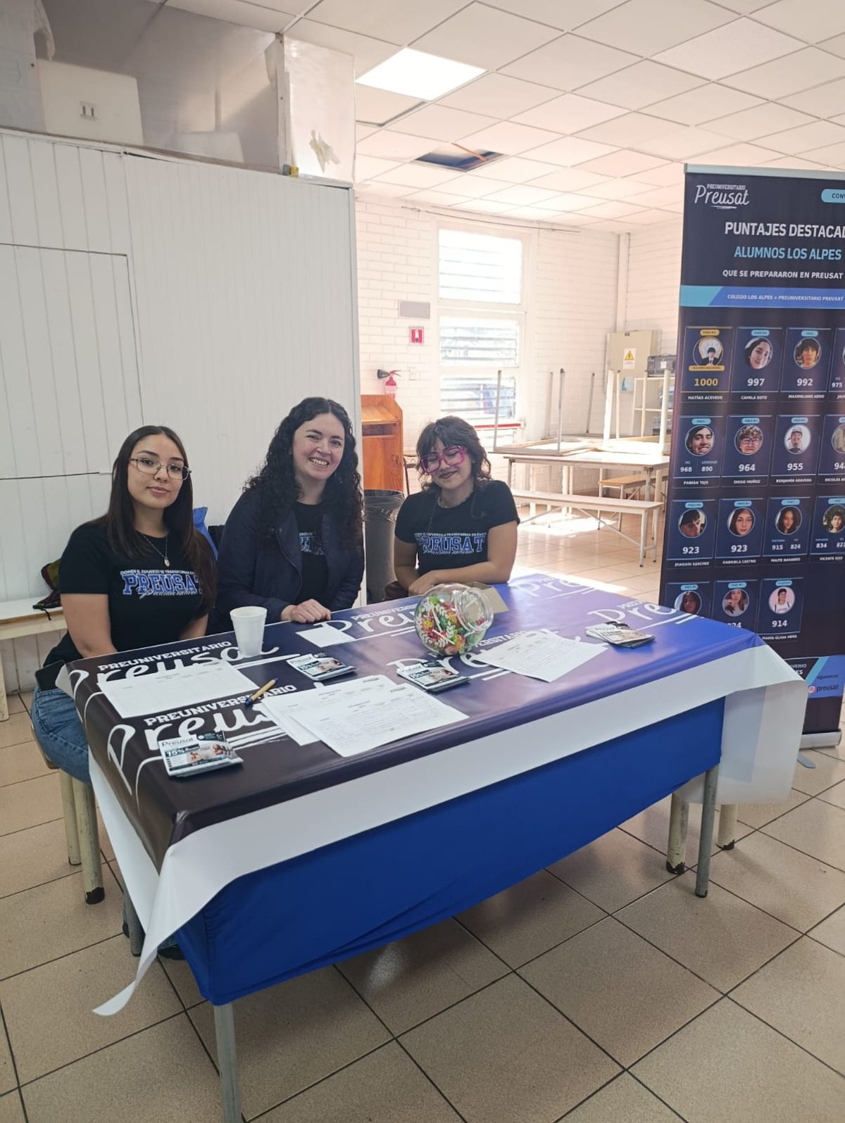 Feria Vocacional en Colegio Los Alpes