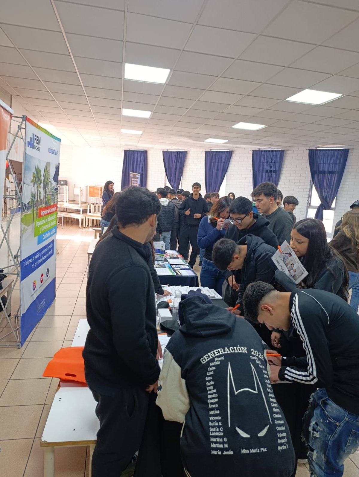 Feria Vocacional en Colegio Los Alpes