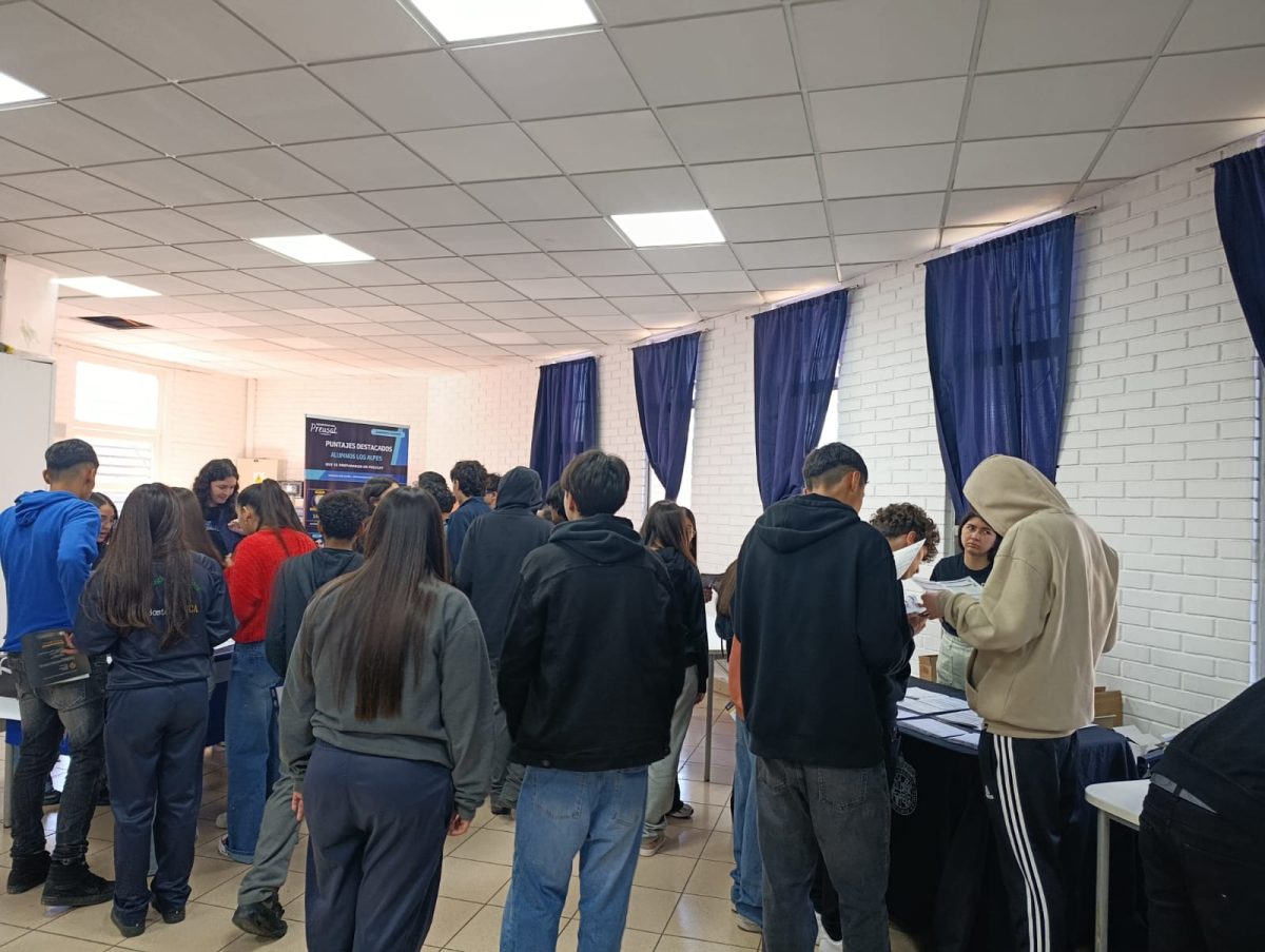 Feria Vocacional en Colegio Los Alpes