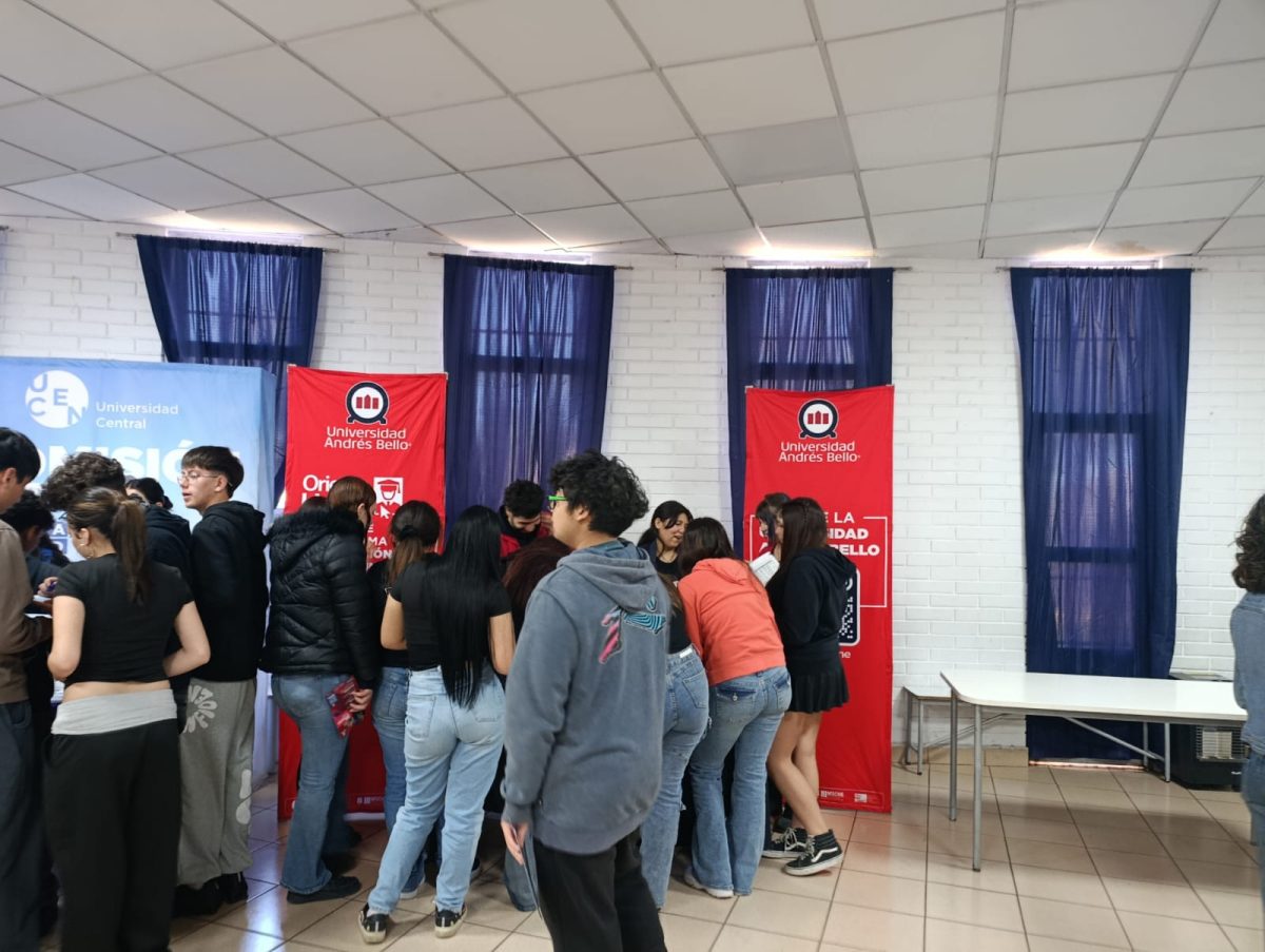 Feria Vocacional en Colegio Los Alpes