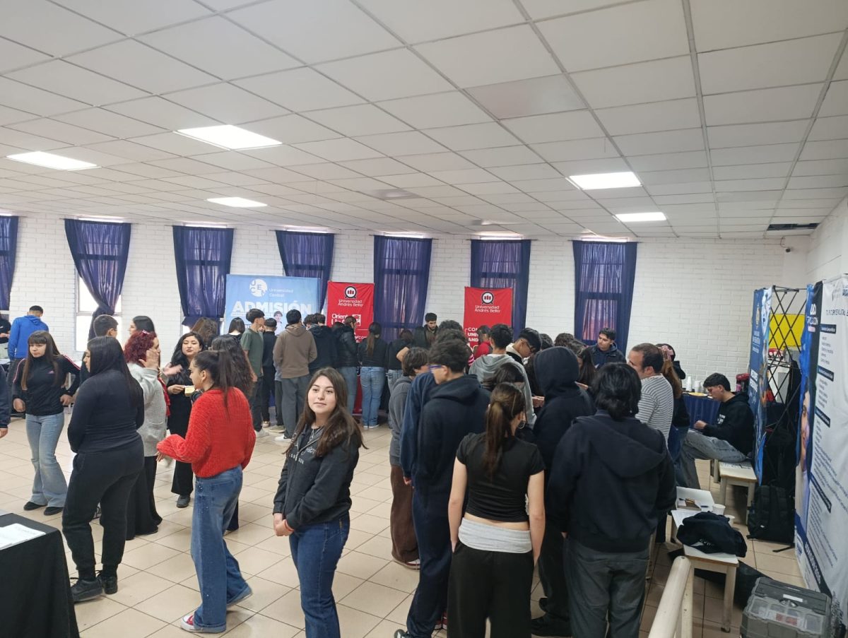 Feria Vocacional en Colegio Los Alpes