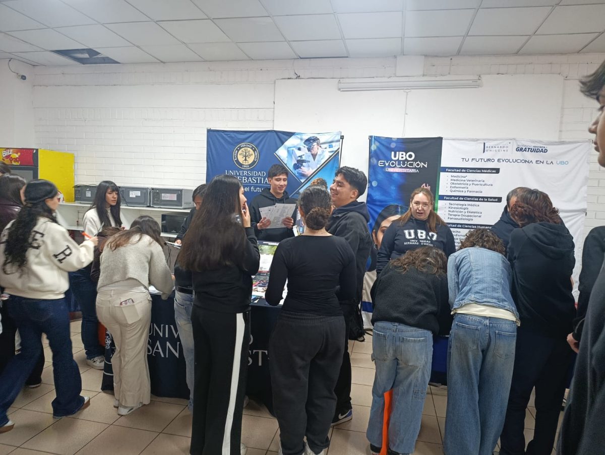 Feria Vocacional en Colegio Los Alpes