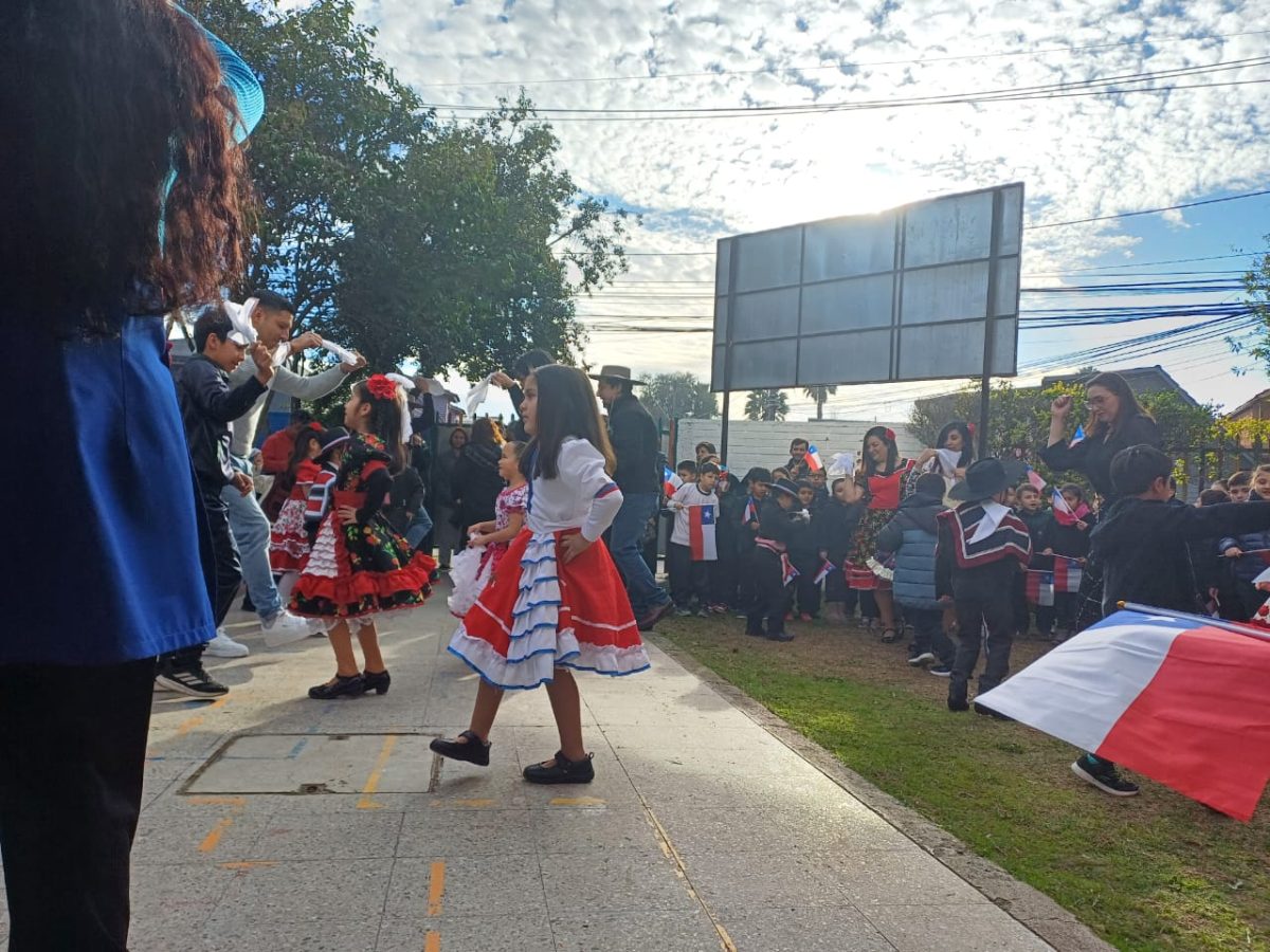 Acto Cívico de Inicio de Fiestas Patrias