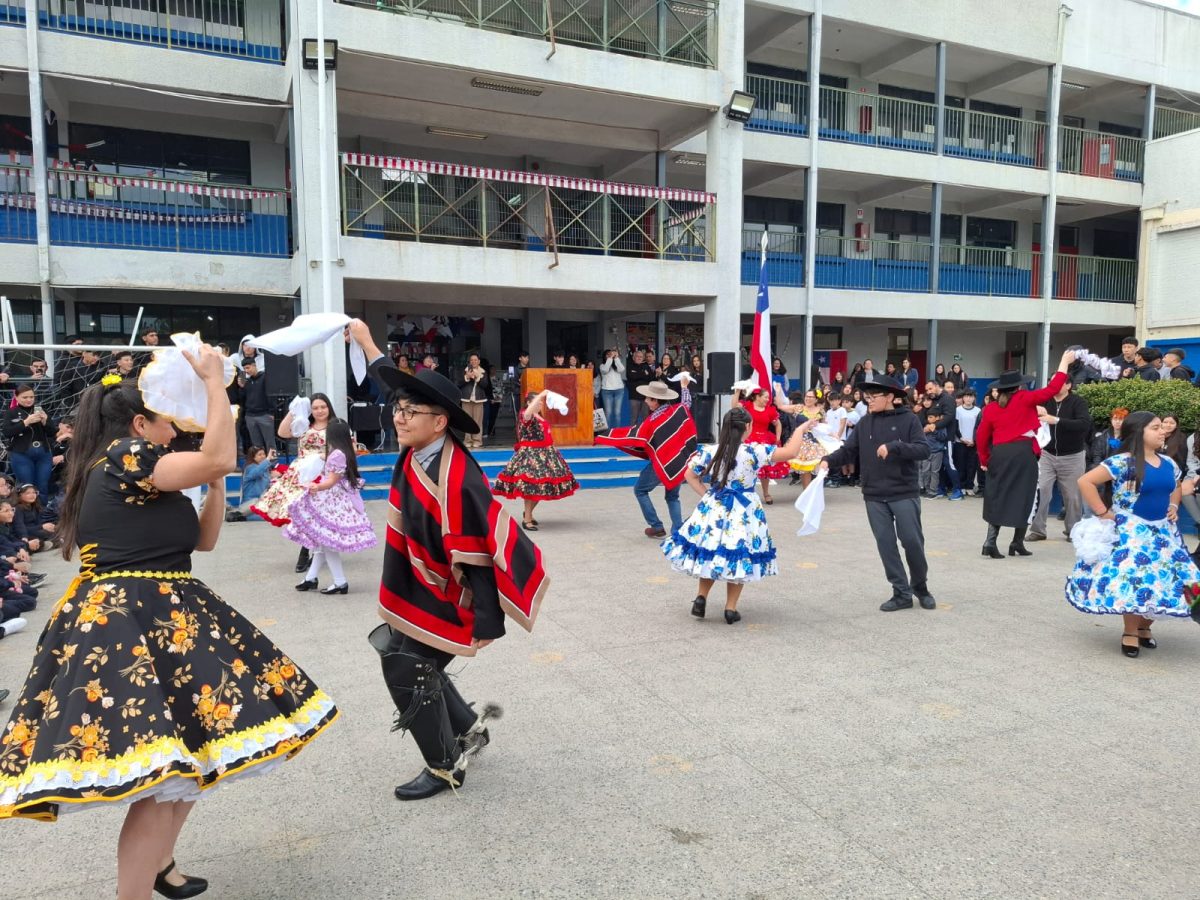 Acto Cívico de Inicio de Fiestas Patrias