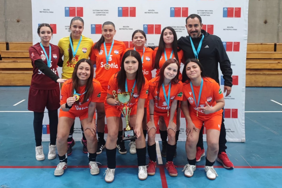 El Futsal Damas Juvenil de Los Alpes se prepara para la fase regional de los JDE 2026
